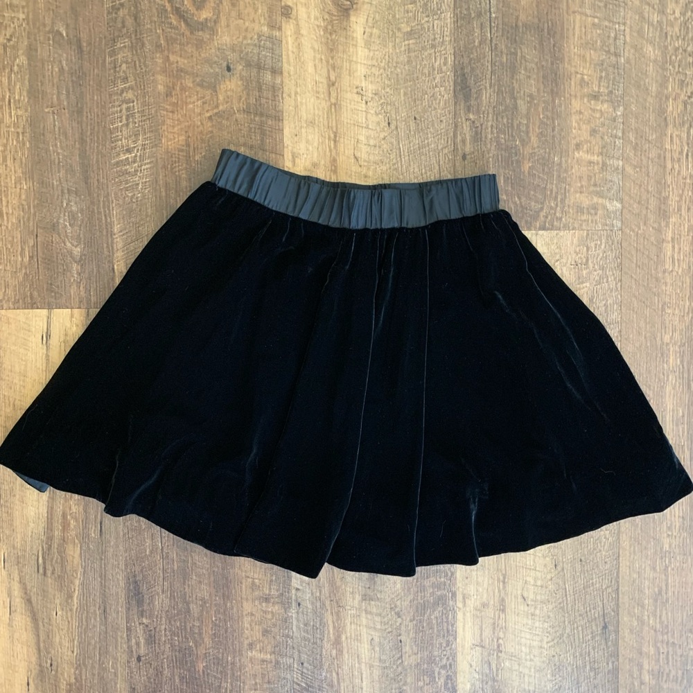 Anthropologie Odille Black Velvet Swing Skirt